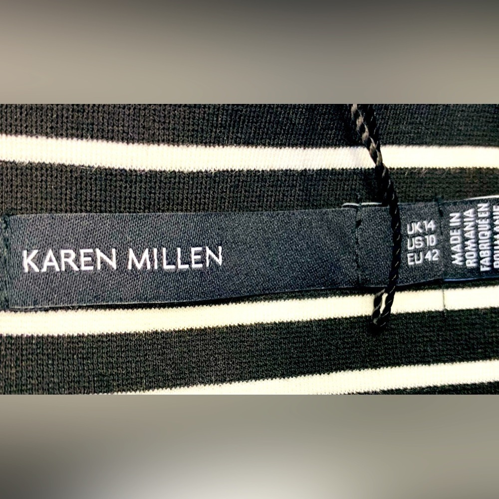 Karen Millen Black and White Stripe Knit 3/4 Sleeves Back Zip Dress NWT SZ 10! - Picture 3 of 9